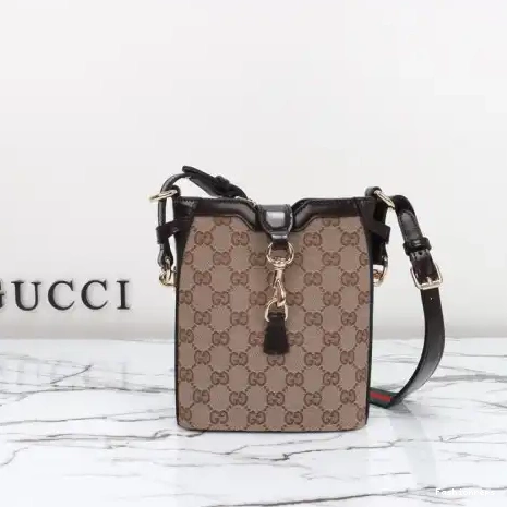2405YA0108 Gucci Bags 0709